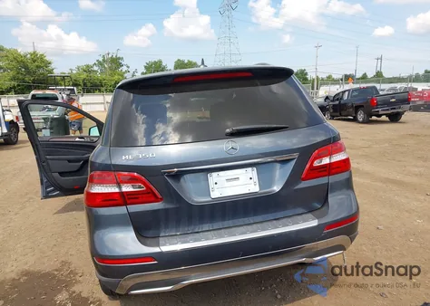 2013 Mercedes-Benz Ml 350 z USA, uszkodzony, nr VIN 4JGDA5JB8DA136092